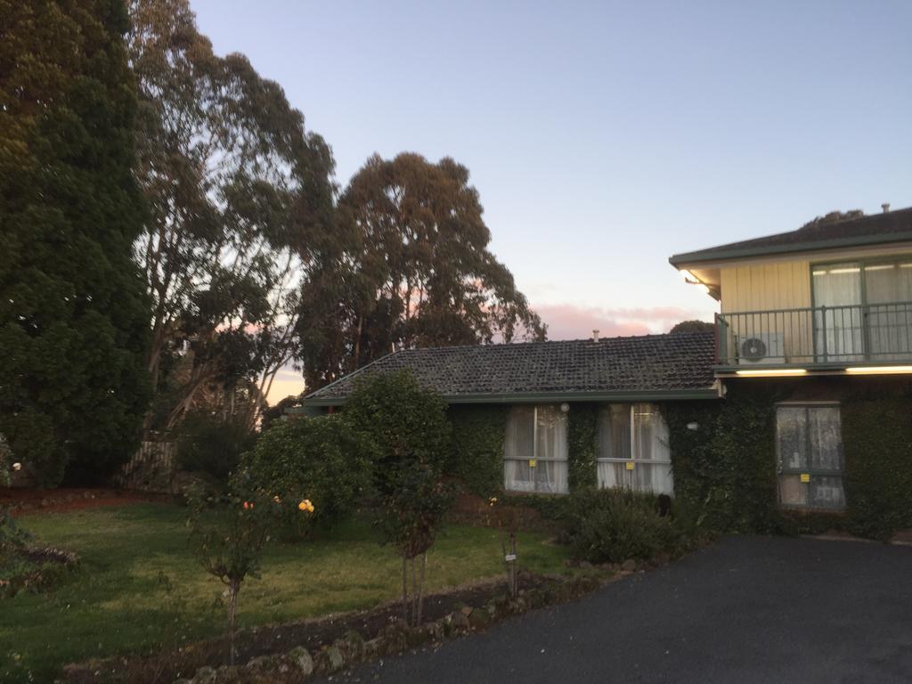 Woodmans Hill Motel Ballarat Exterior photo